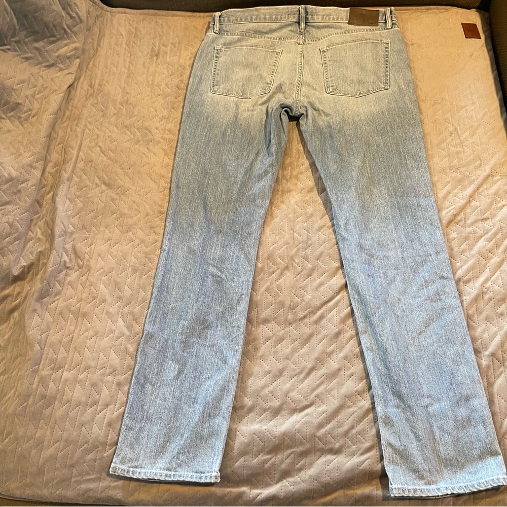 Vince VM 212 slim jeans mens 36x33 pre-owned condition - Picture 2 of 16
